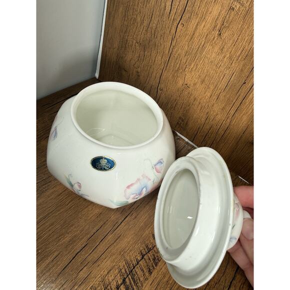 VTG Aynsley Little Sweetheart Fine Bone China Floral Sugar/spice Jar 1990s - Picture 3 of 4